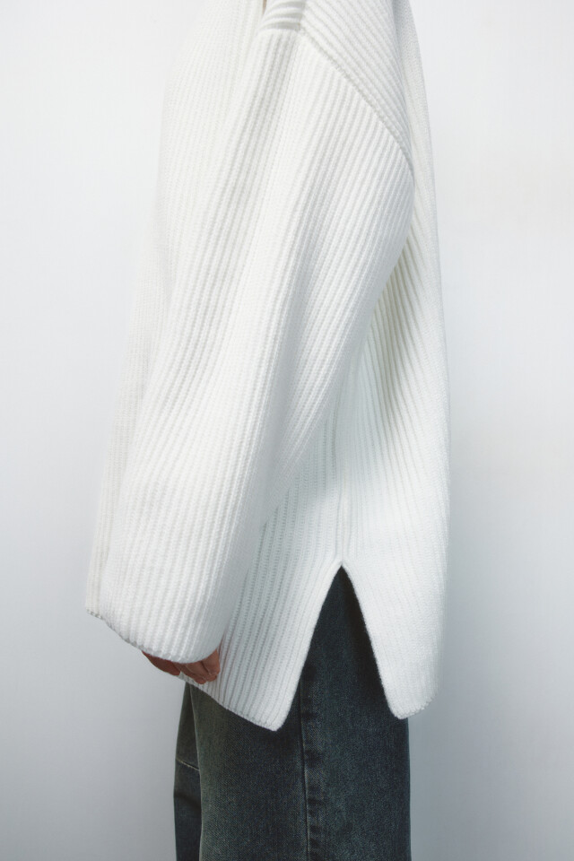 Свитер oversize в рубчик с воротником - цвет молочный - 7