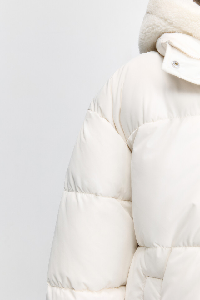 Куртка oversize стеганая с флисовым капюшоном - цвет молочный - 7