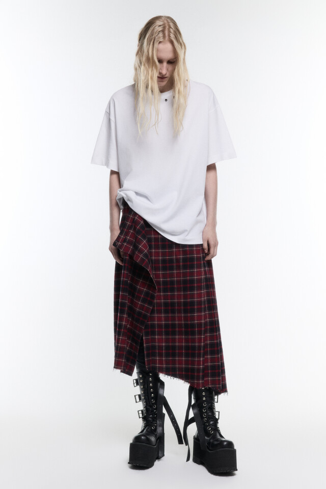 Футболка oversize с принтом в стиле гранж - цвет белый - 5