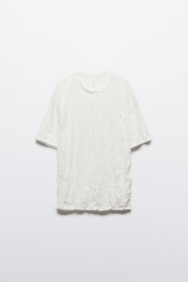 Футболка oversize из жатой ткани - цвет белый - 7