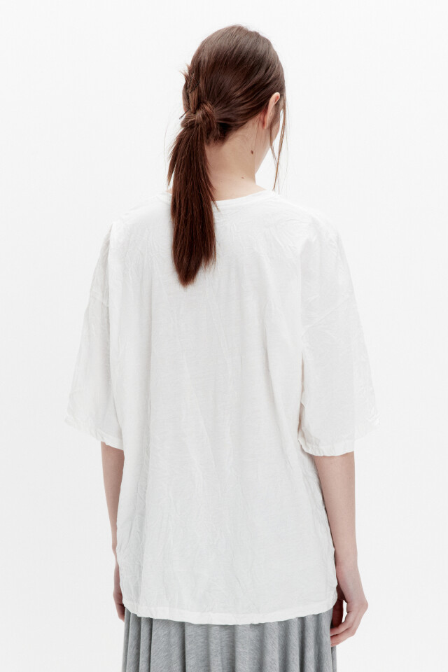 Футболка oversize из жатой ткани - цвет белый - 3