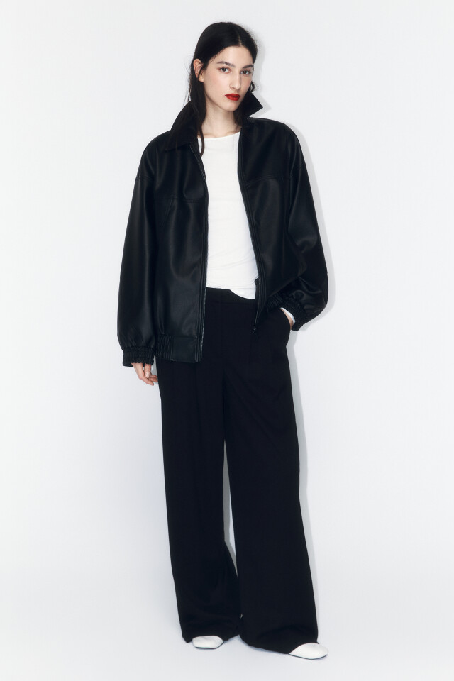 Куртка-бомбер oversize из искусственной кожи - цвет черный - 6