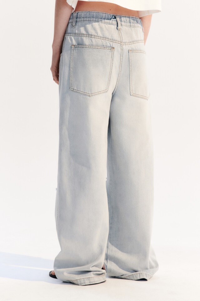Джинсы baggy fit с рваными коленями - цвет голубой - 4