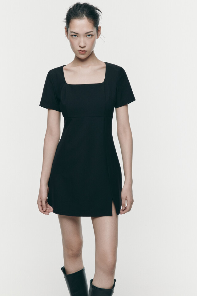 Платье DianaDress мини с разрезом - цвет черный - 1