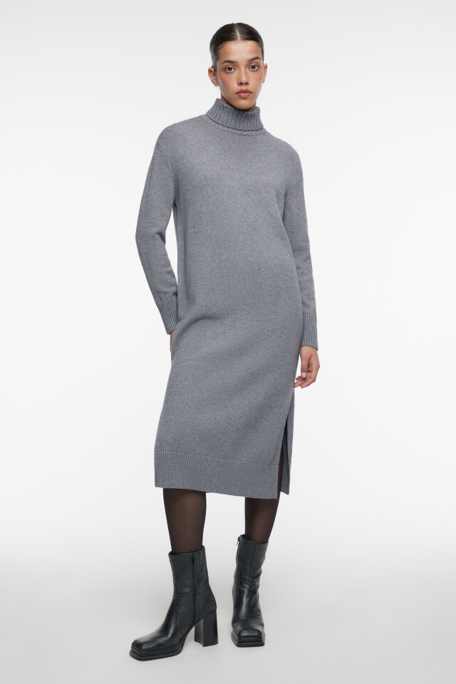 Платье-свитер KnitMidiDress вязаное с разрезом - цвет серый - 4