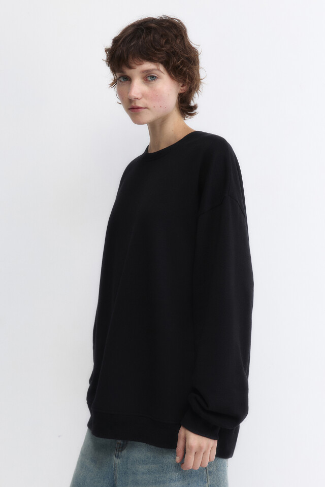 Свитшот oversize базовый утепленный из футера - цвет черный - 3